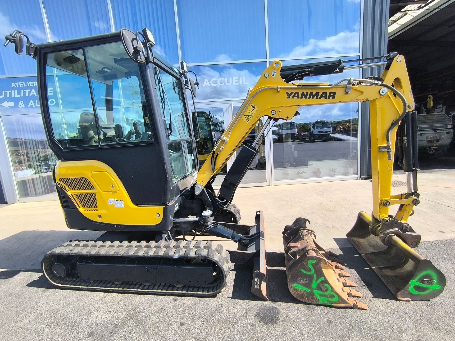 Yanmar SV 22