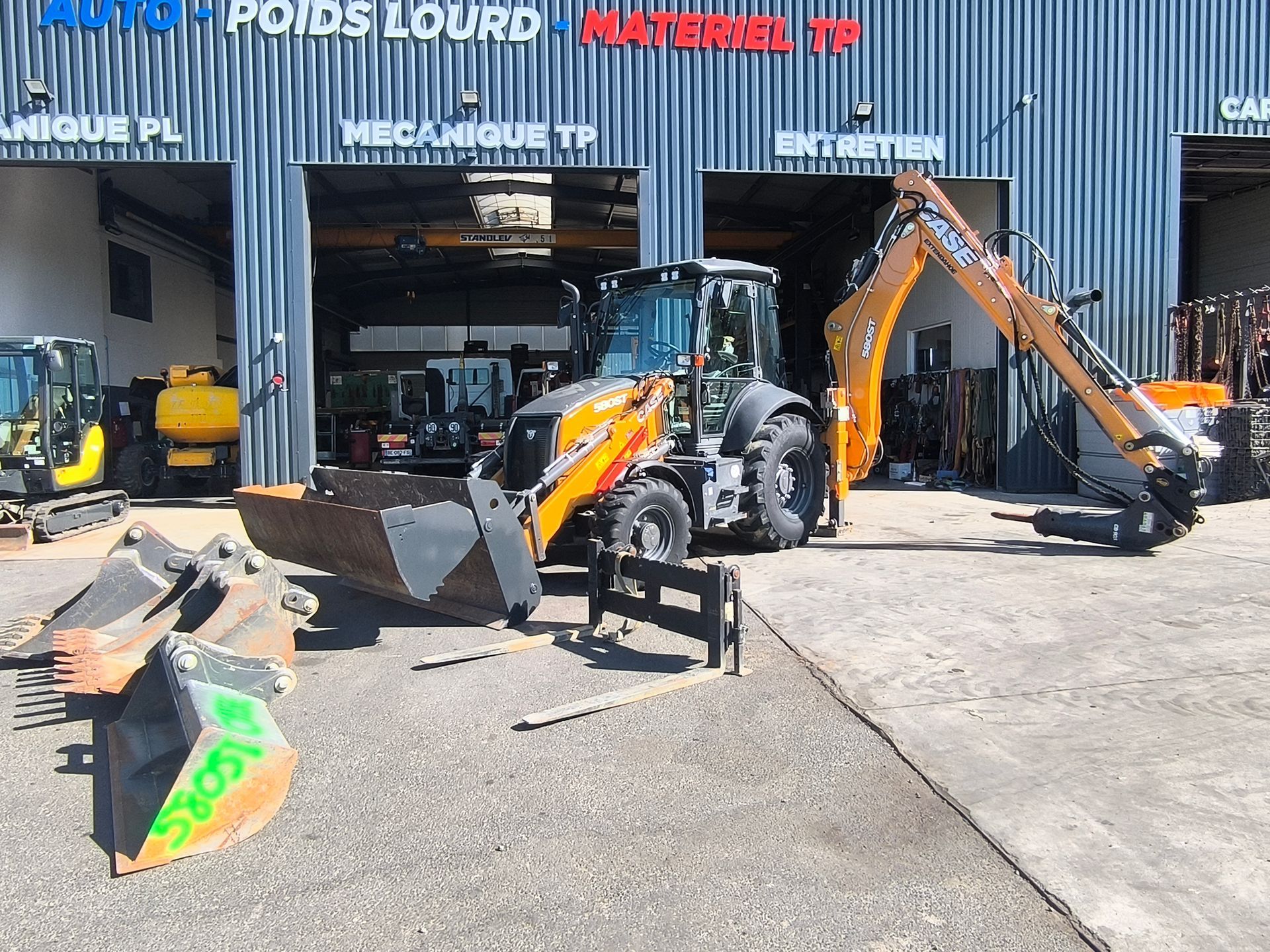 Tractopelle Case 580 ST