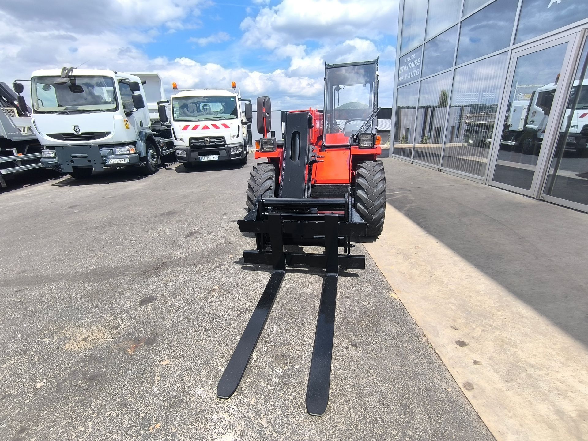 Manitou BT 425