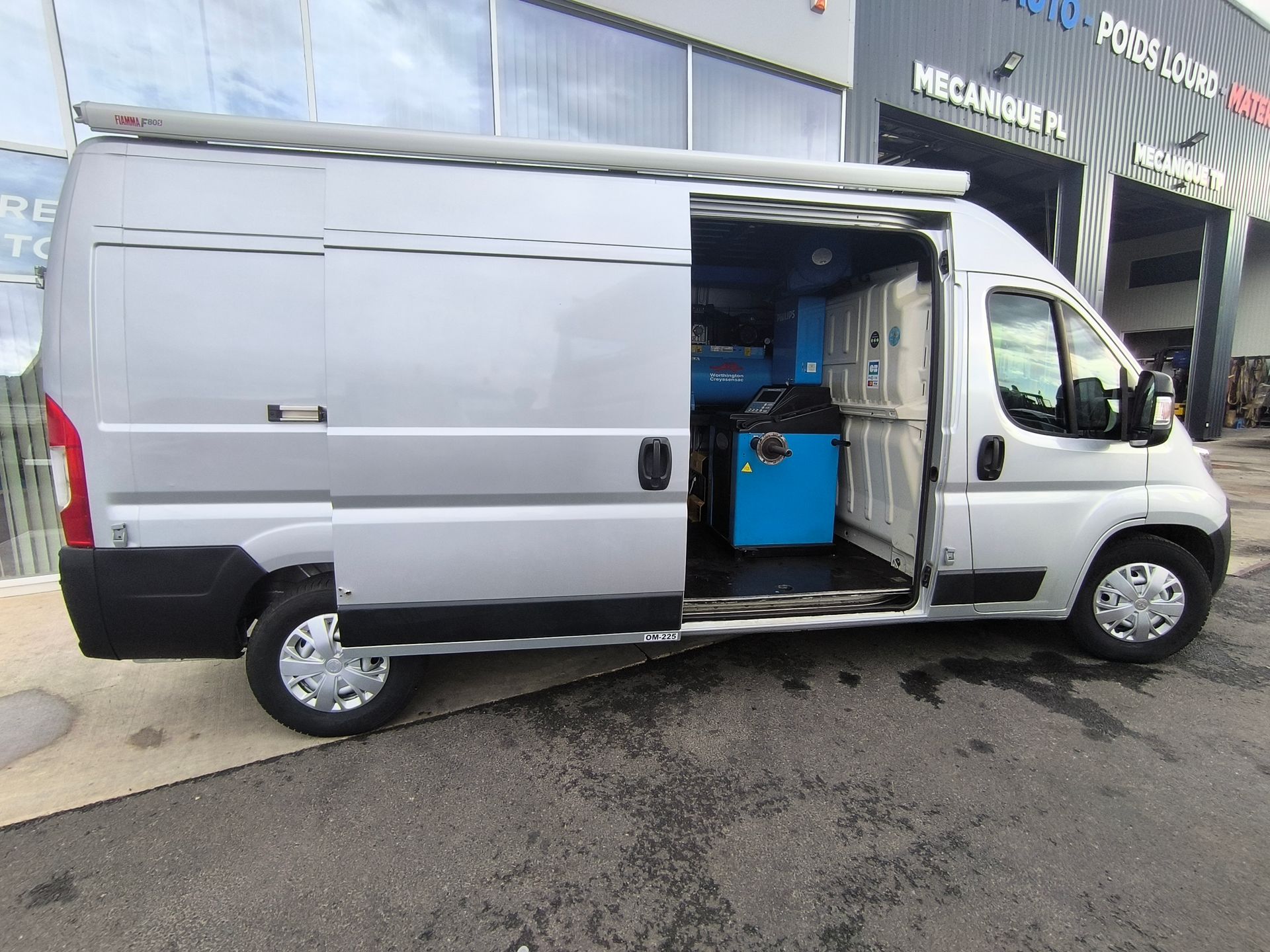 Opel Fourgon Atelier Tout équipé L2H2