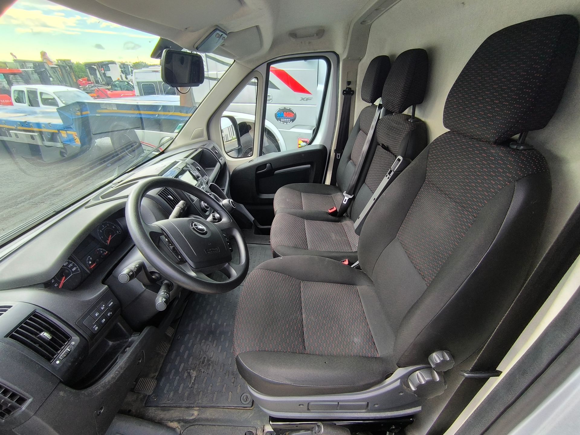 Opel Fourgon Atelier Tout équipé L2H2