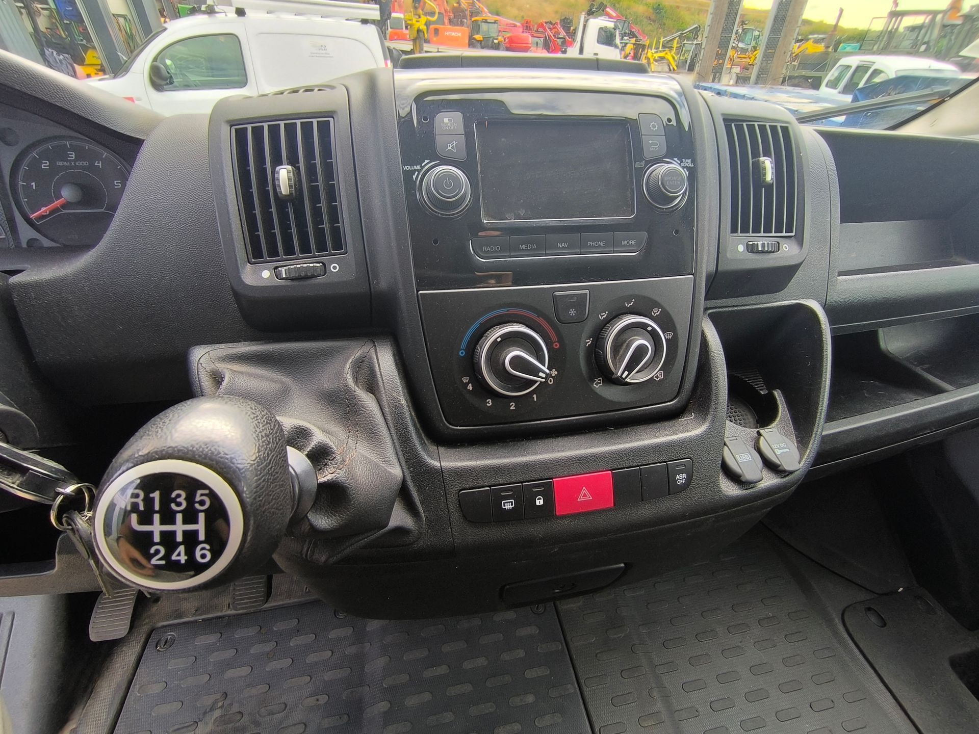 Opel Fourgon Atelier Tout équipé L2H2