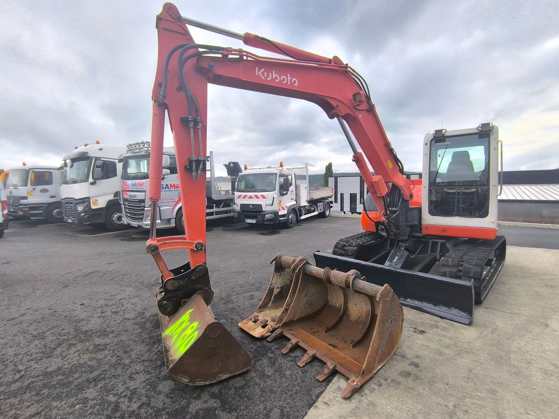 Kubota KX80-3