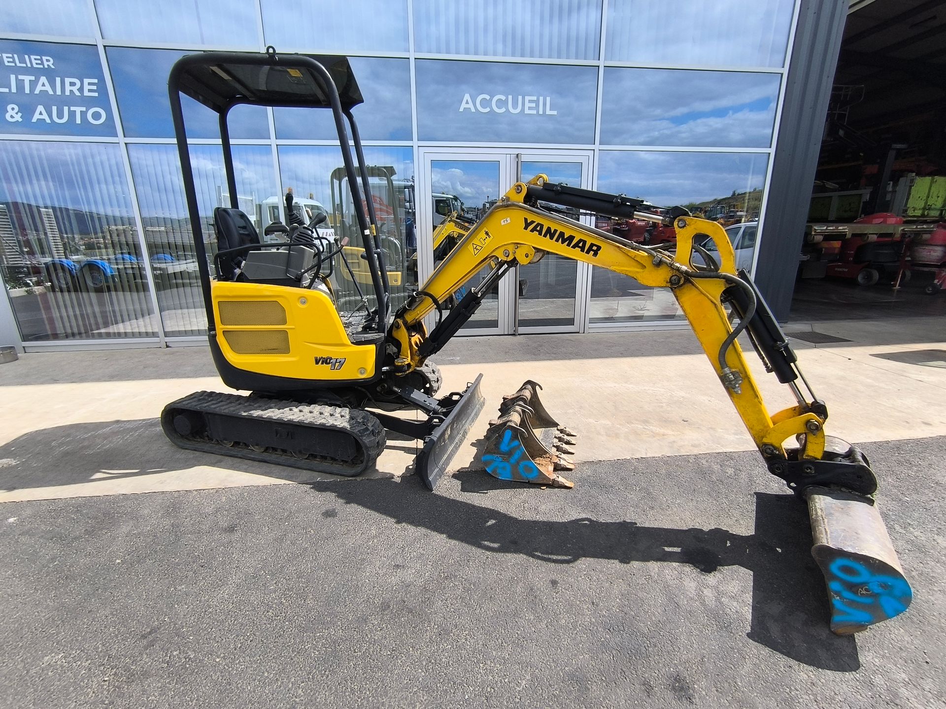 Yanmar VIO 17