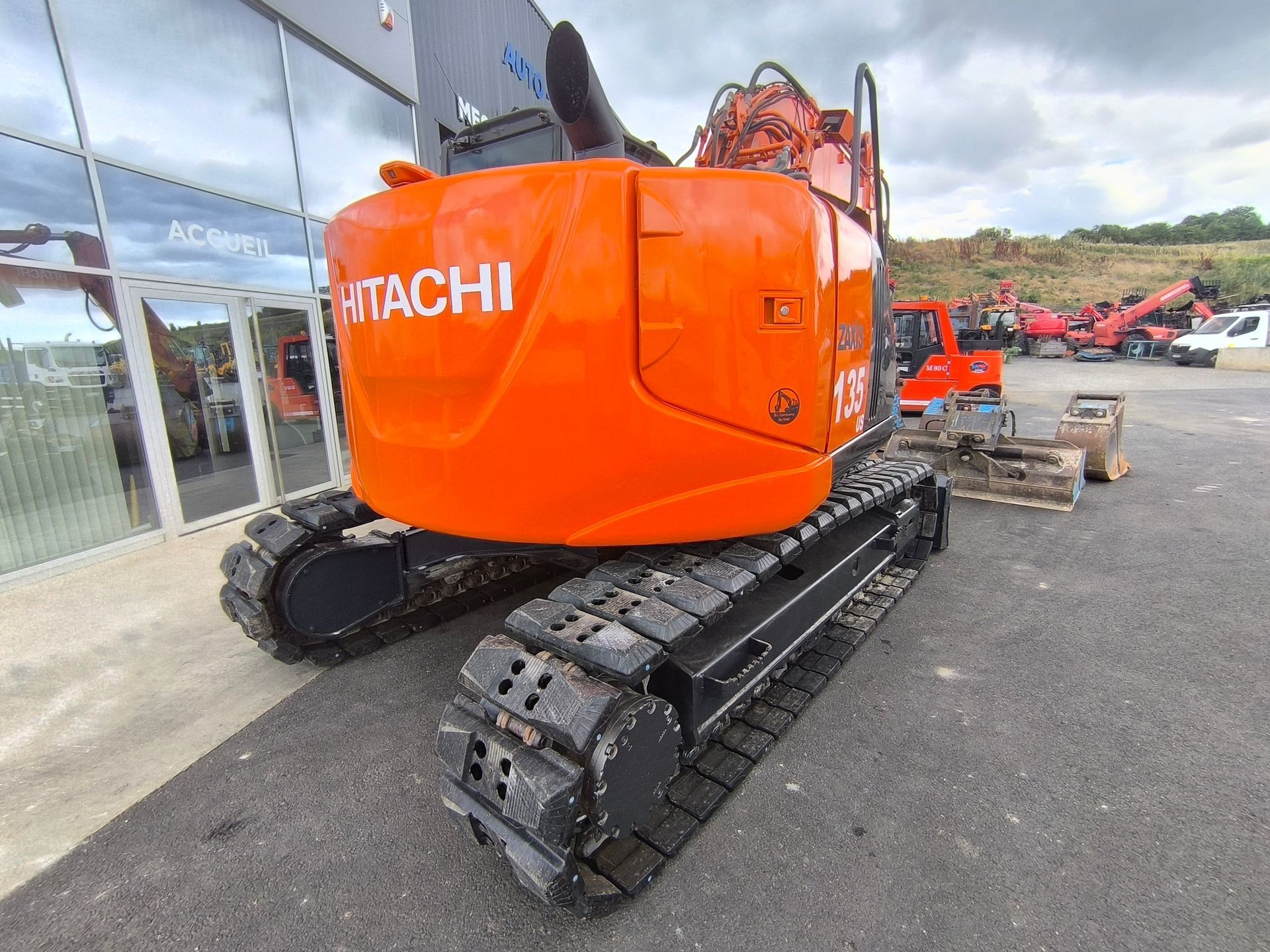 Hitachi ZX135US-5B
