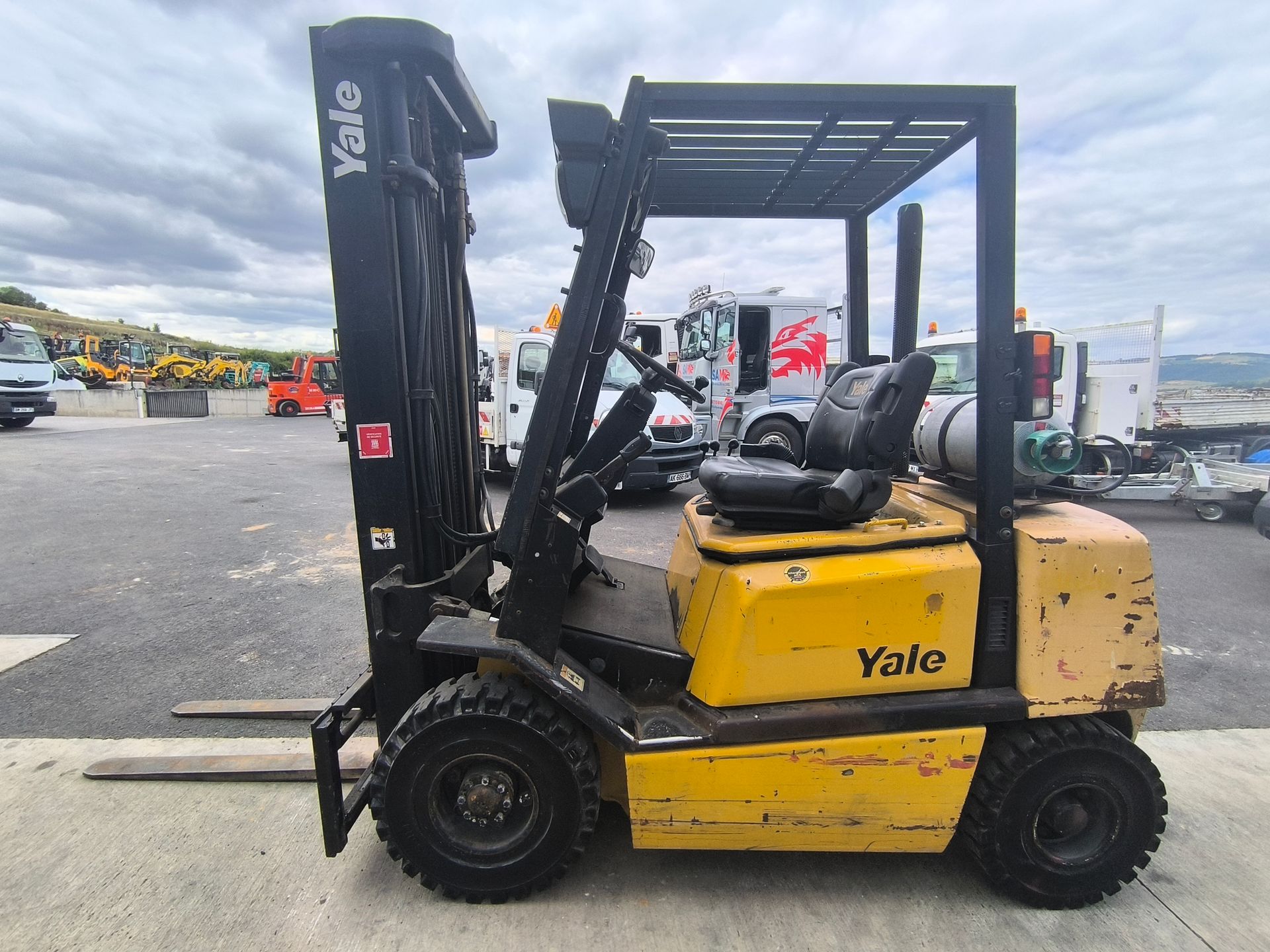 Chariot élévateur Yale GLP25TF à Gaz