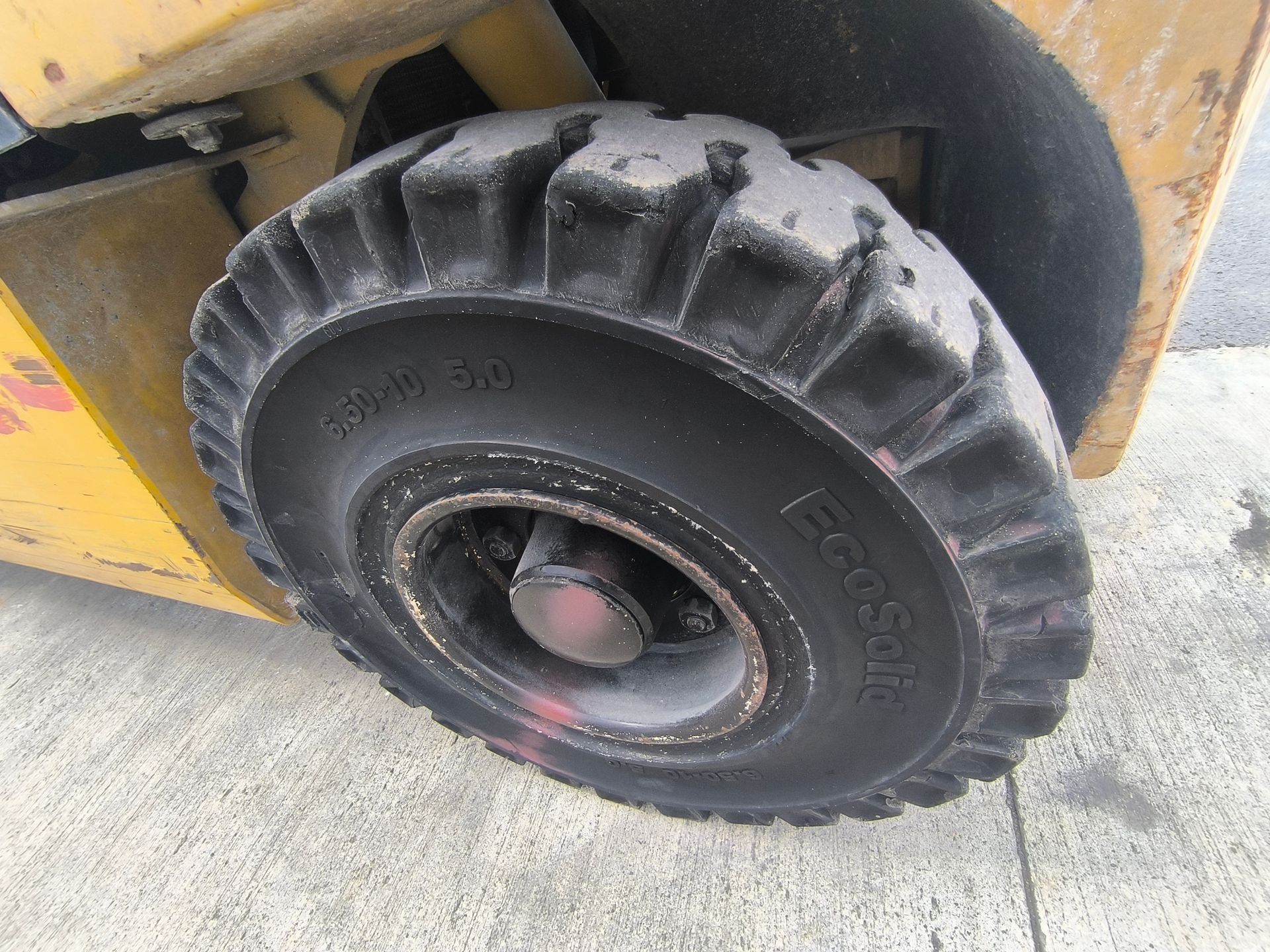 Chariot élévateur Yale GLP25TF à Gaz