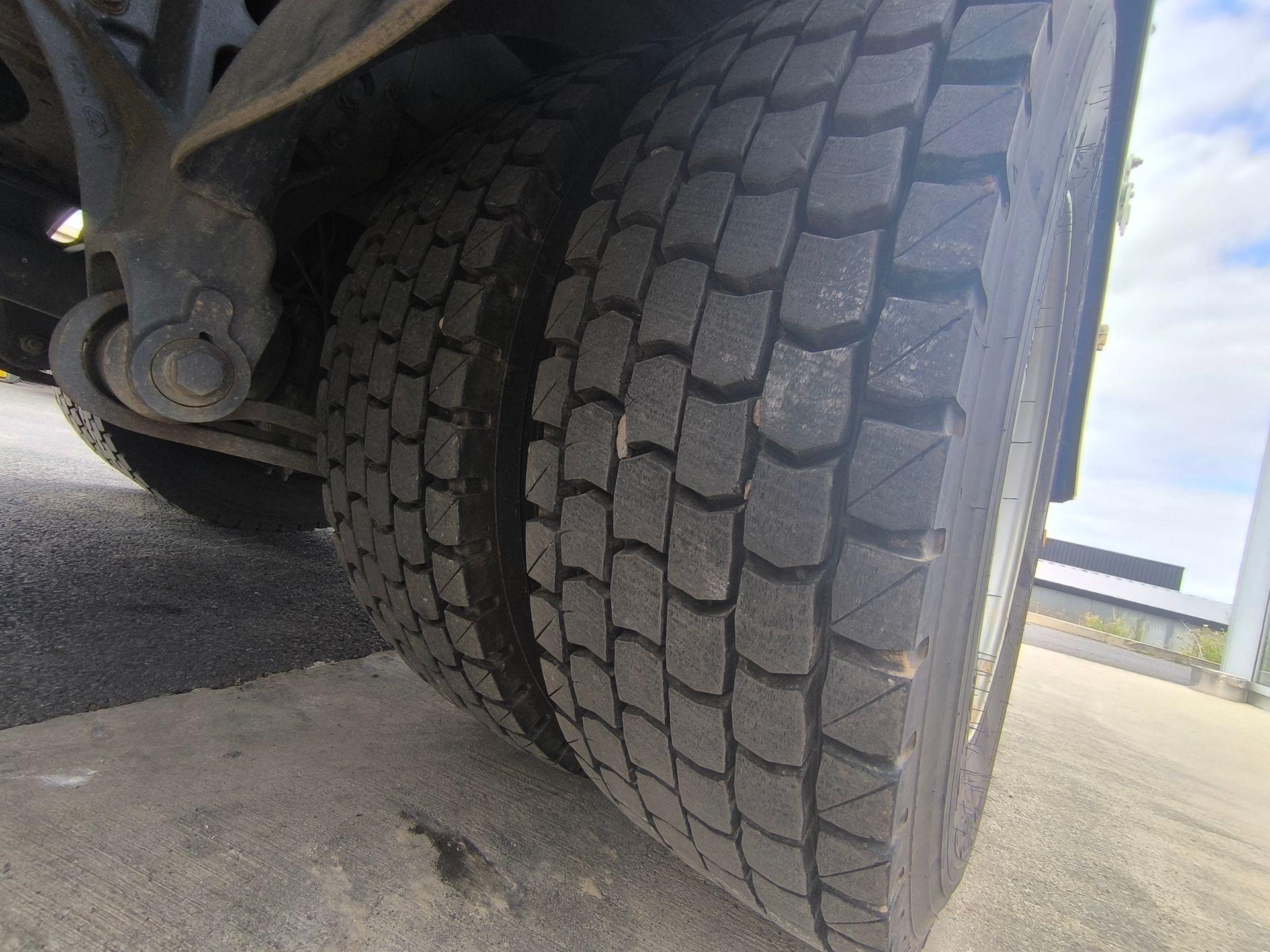 Renault Midlum 270 DXI bras JIMECA 2022