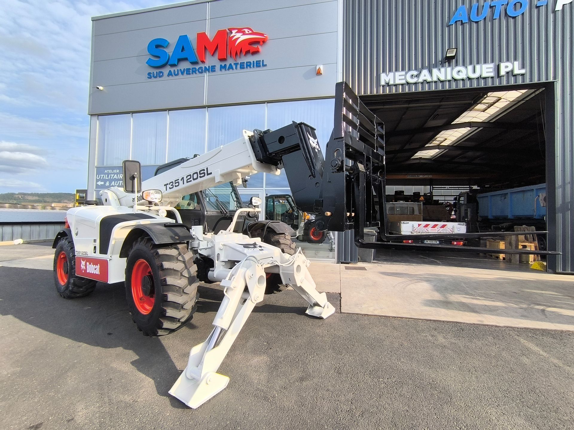 Bobcat T35120SL