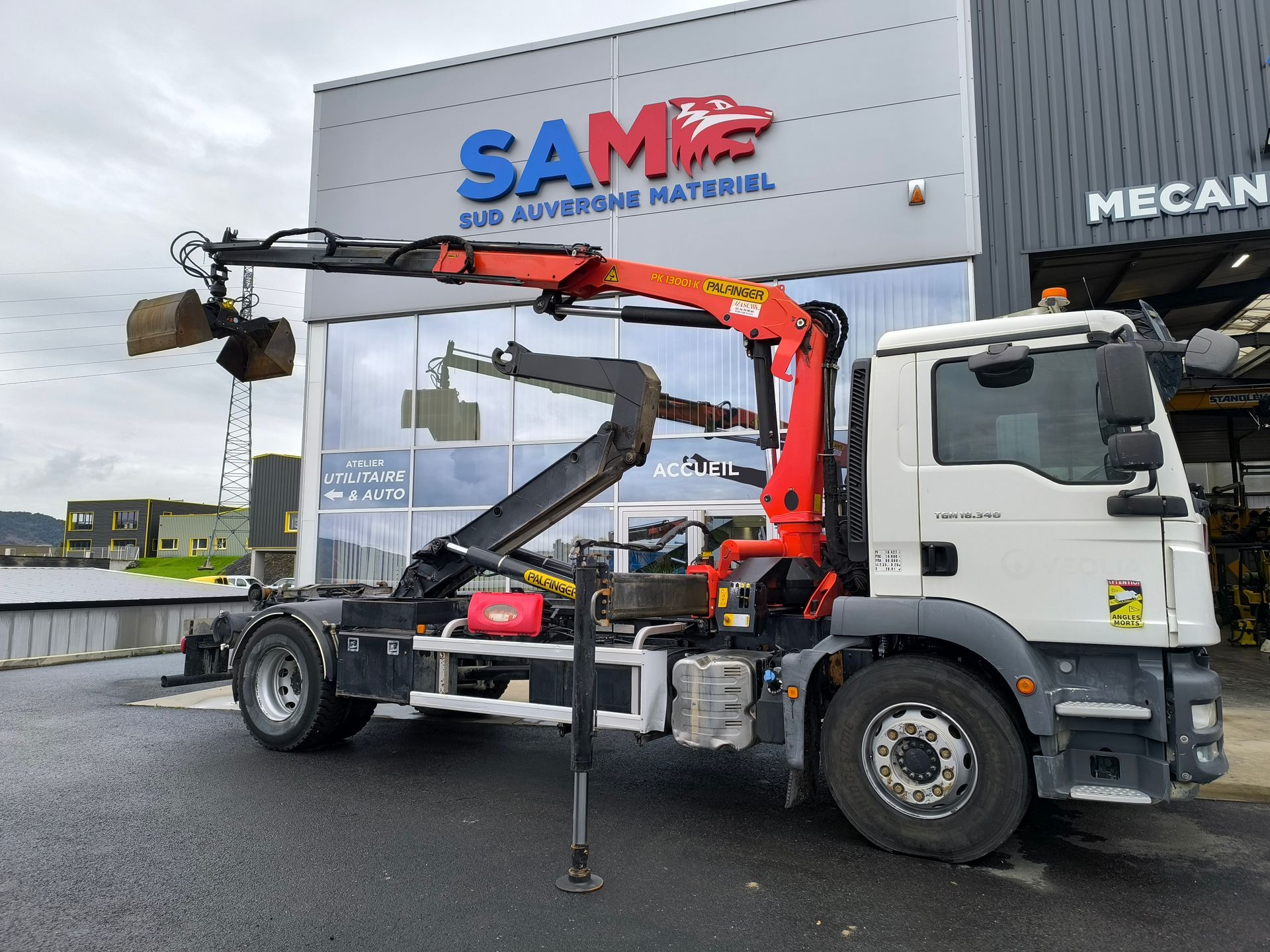 MAN TGM 18.340 Ampliroll Grue Palfinger