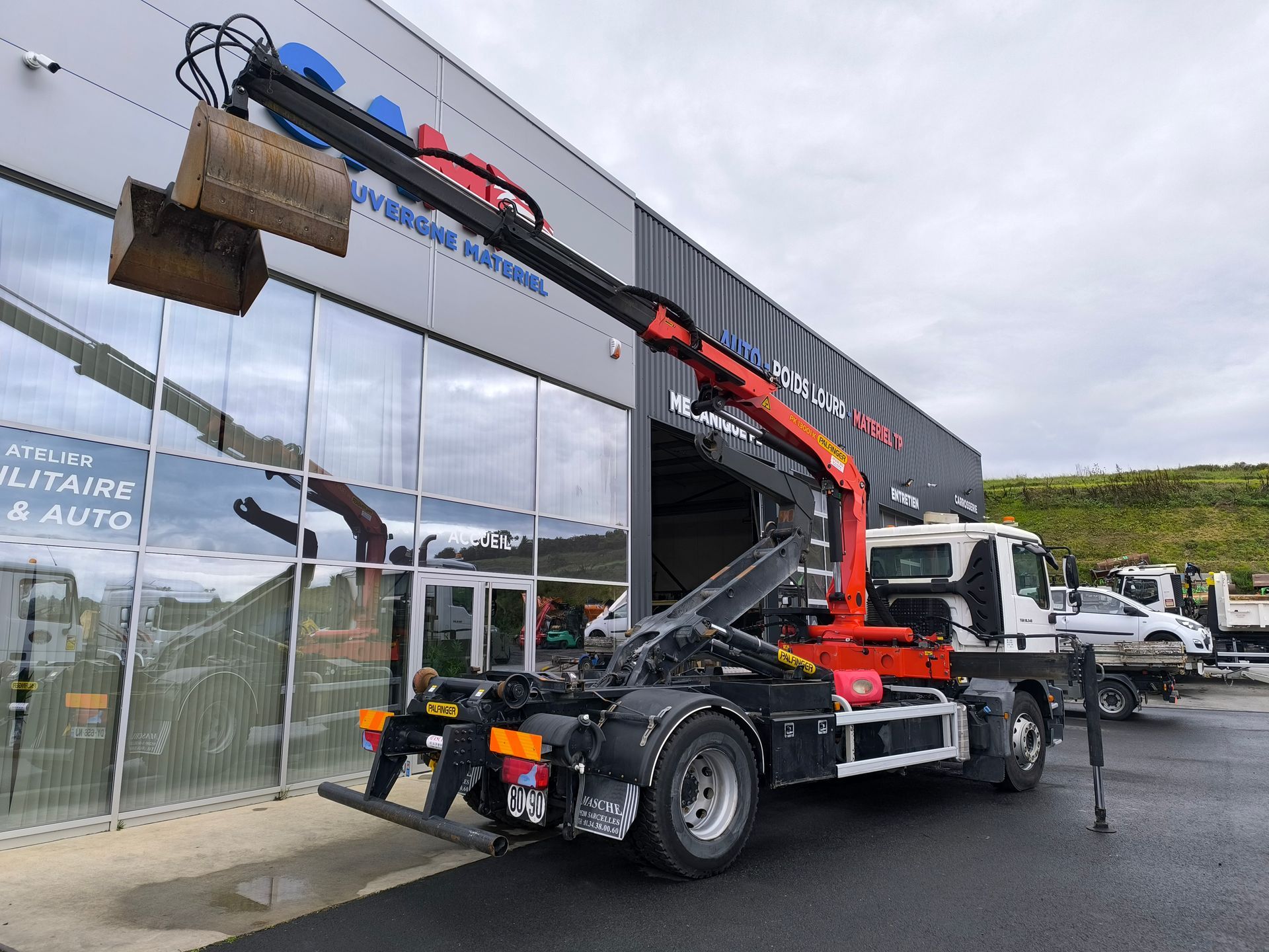 MAN TGM 18.340 Ampliroll Grue Palfinger