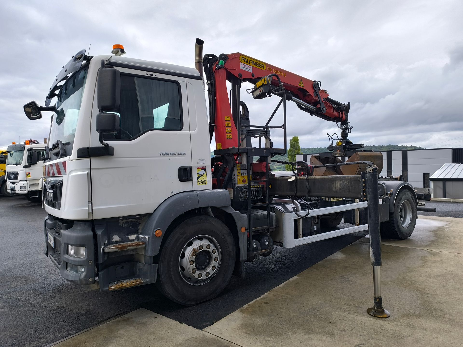 MAN TGM 18.340 Ampliroll Grue Palfinger