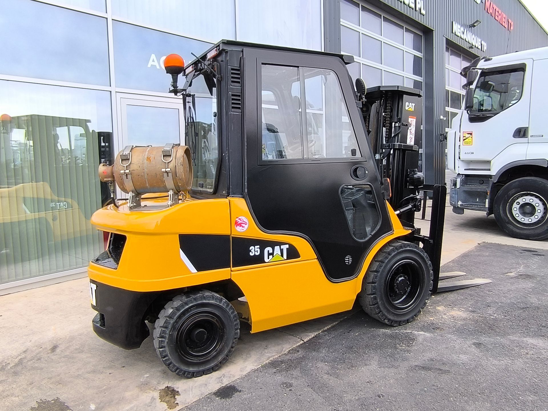 Caterpillar GP35 NT