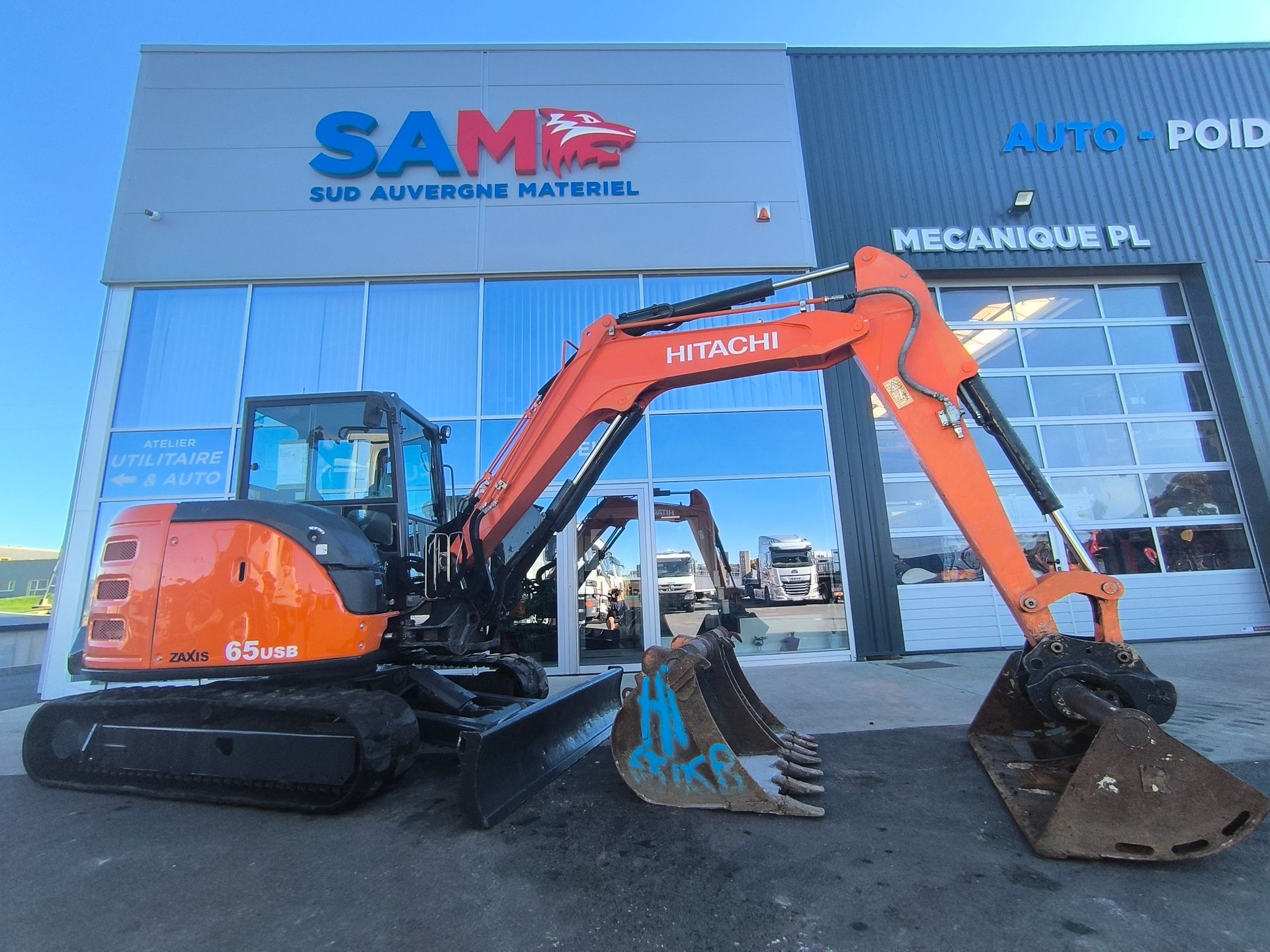Hitachi ZX 65USB-5A