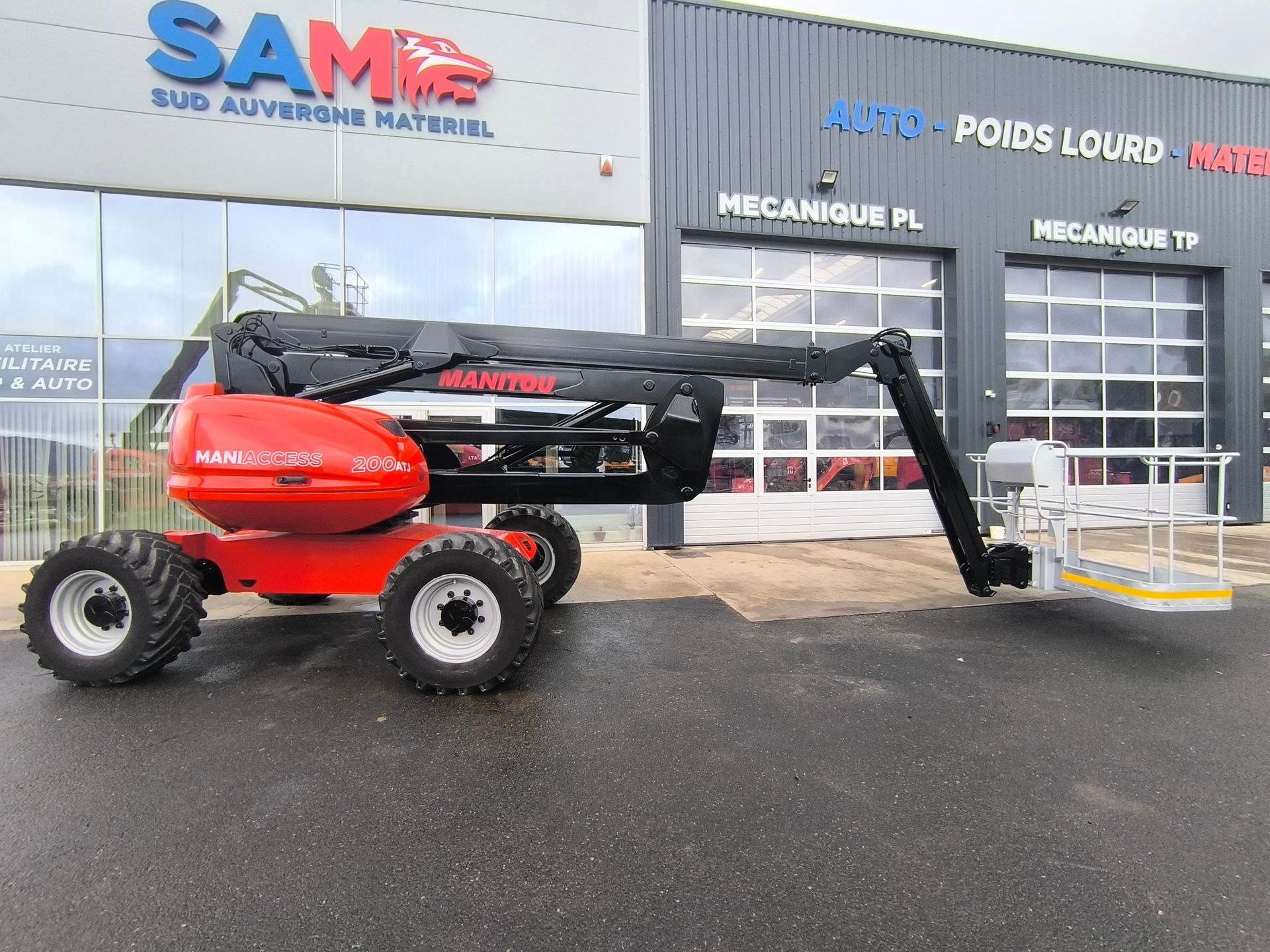 Manitou 200 ATJ