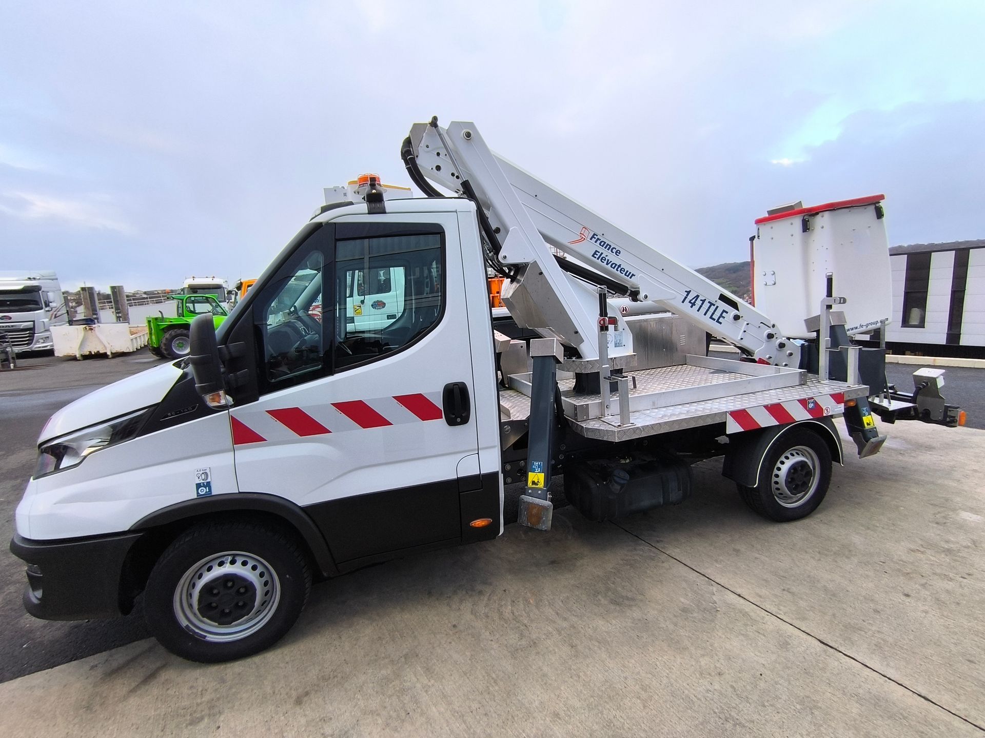 Nacelle France Elevataur sur Iveco Daily