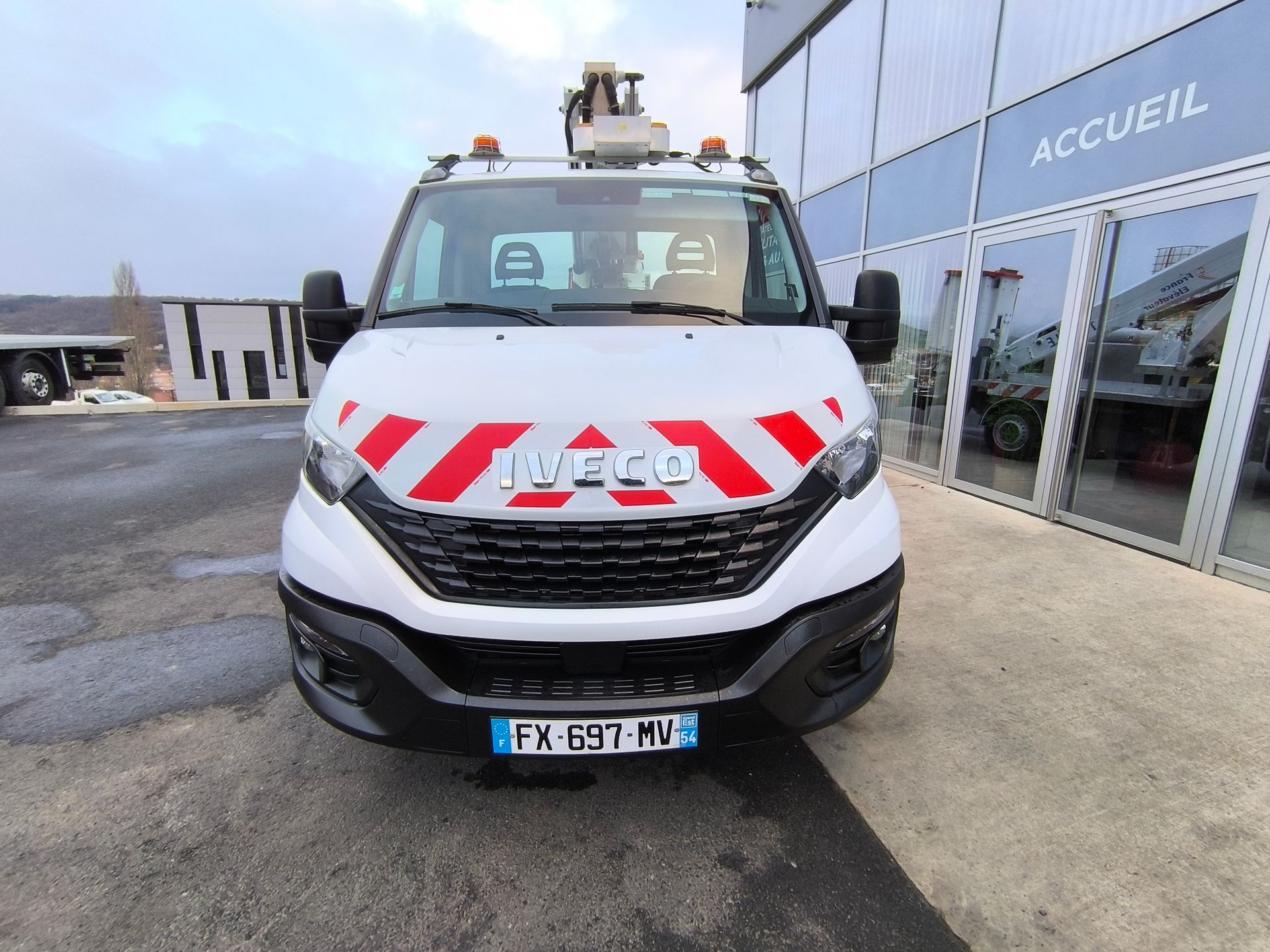 Nacelle France Elevataur sur Iveco Daily