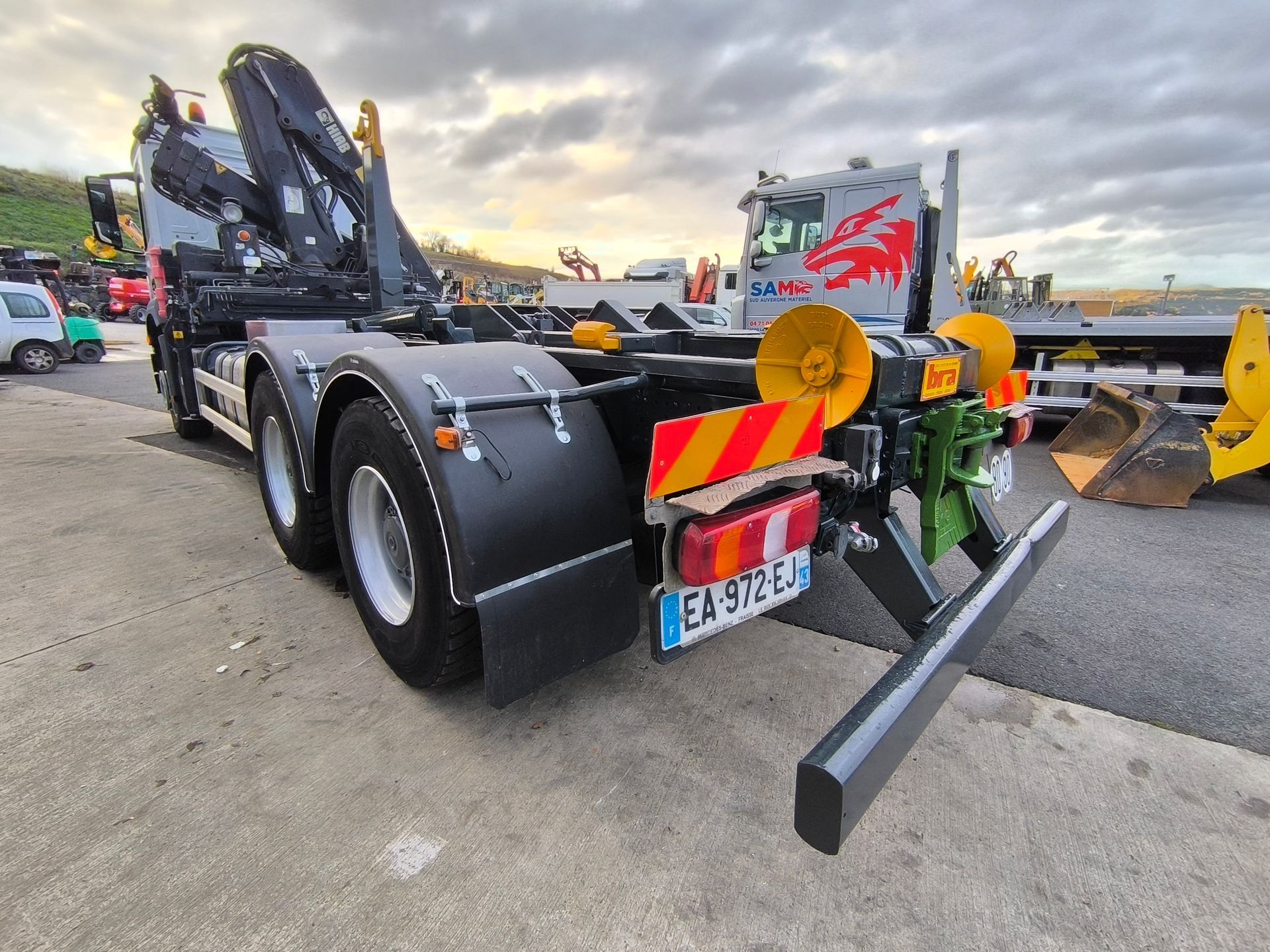 Mercedes-Benz Arocs 2640 Ampliroll Grue Hiab