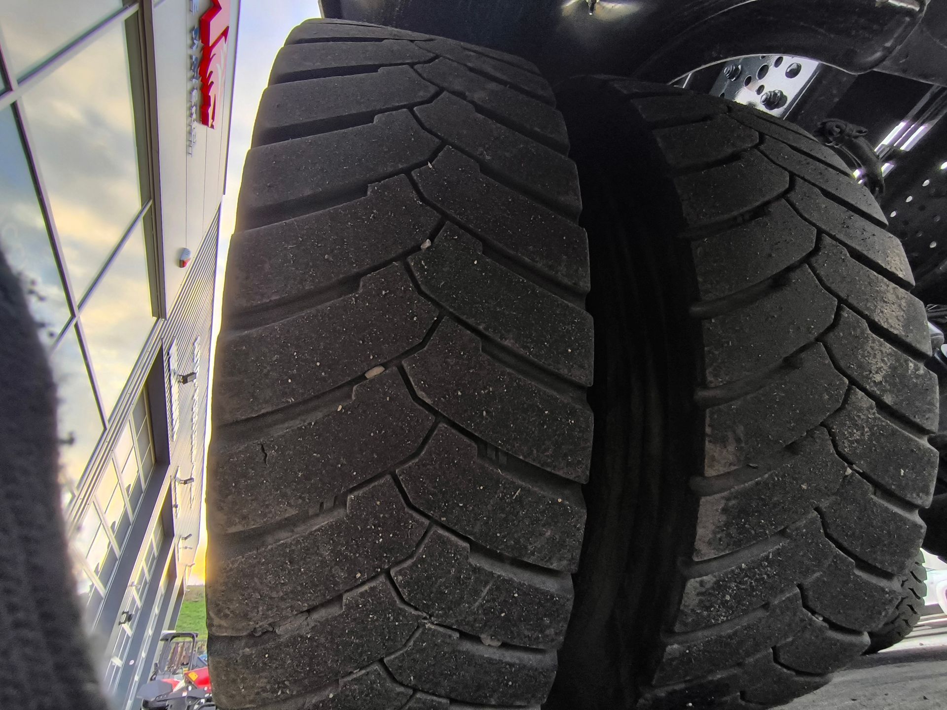 Mercedes-Benz Arocs 2640 Ampliroll Grue Hiab