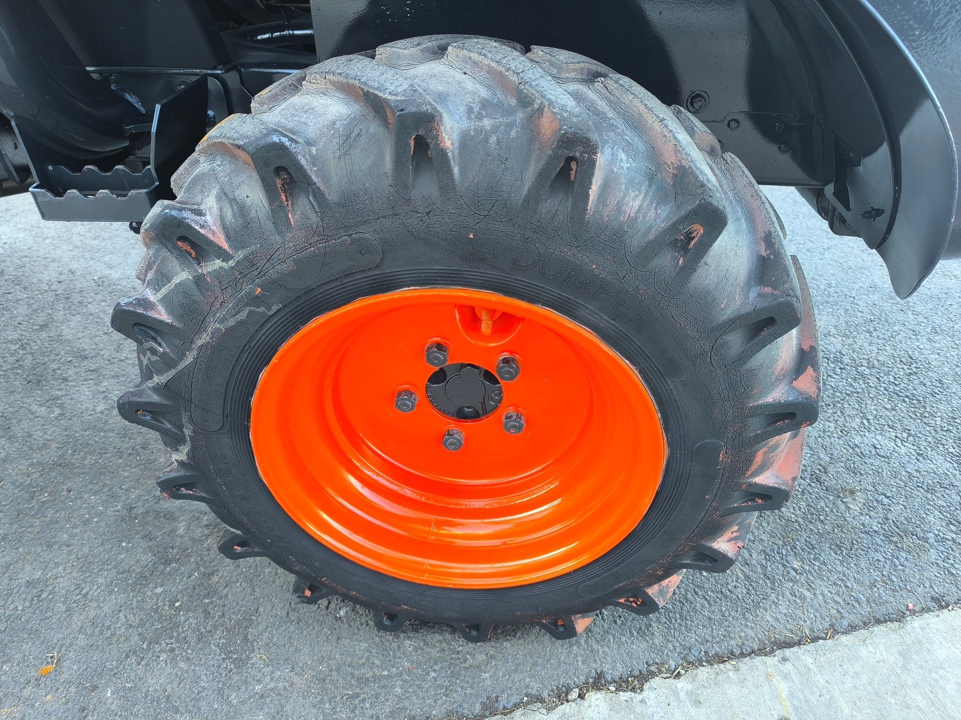 Ausa D150AHG 1.5 Tonnes