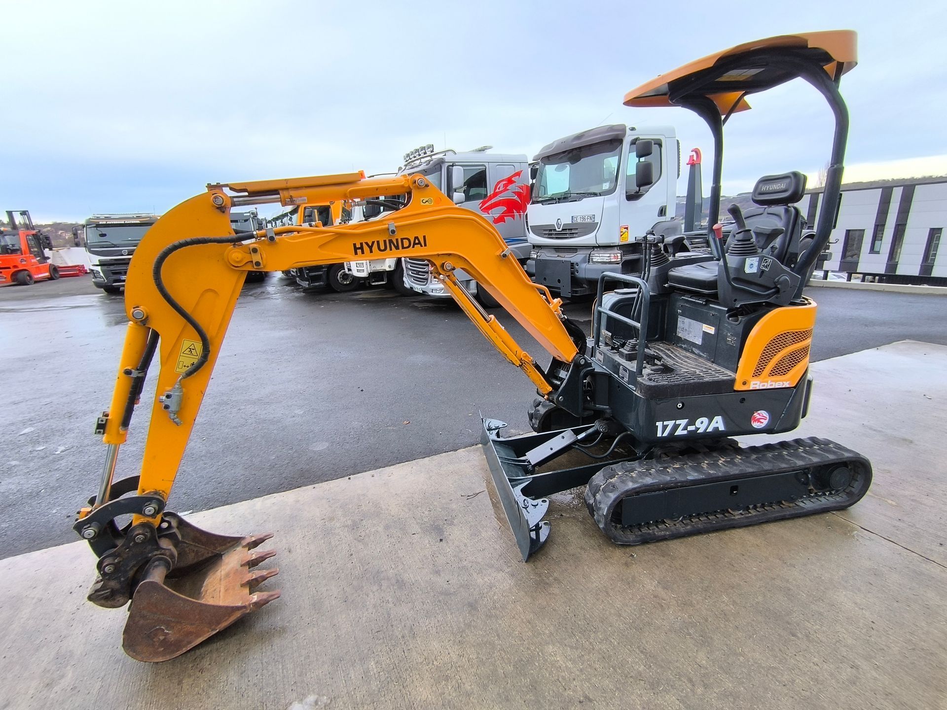 Hyundai ROBEX 17Z-9A