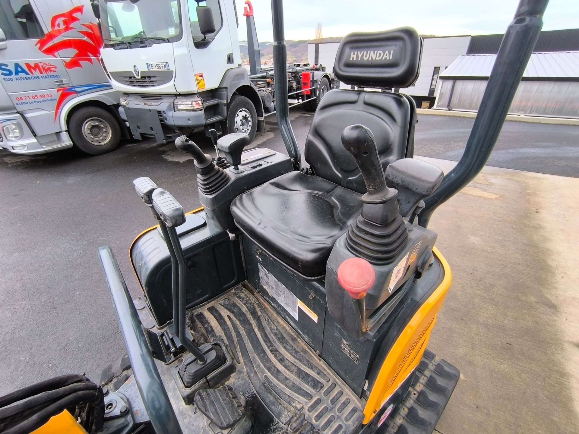 Hyundai ROBEX 17Z-9A