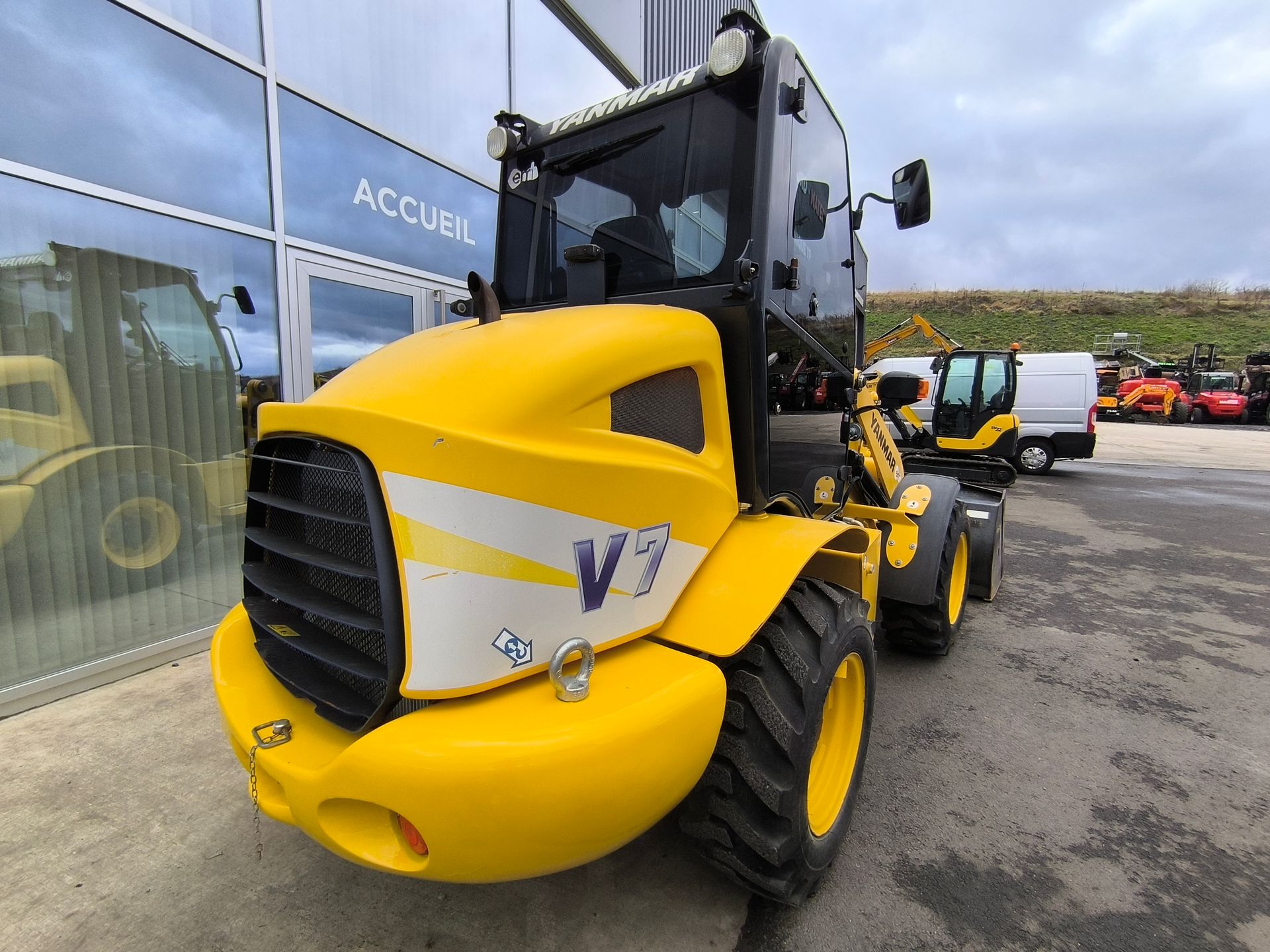 Yanmar V7