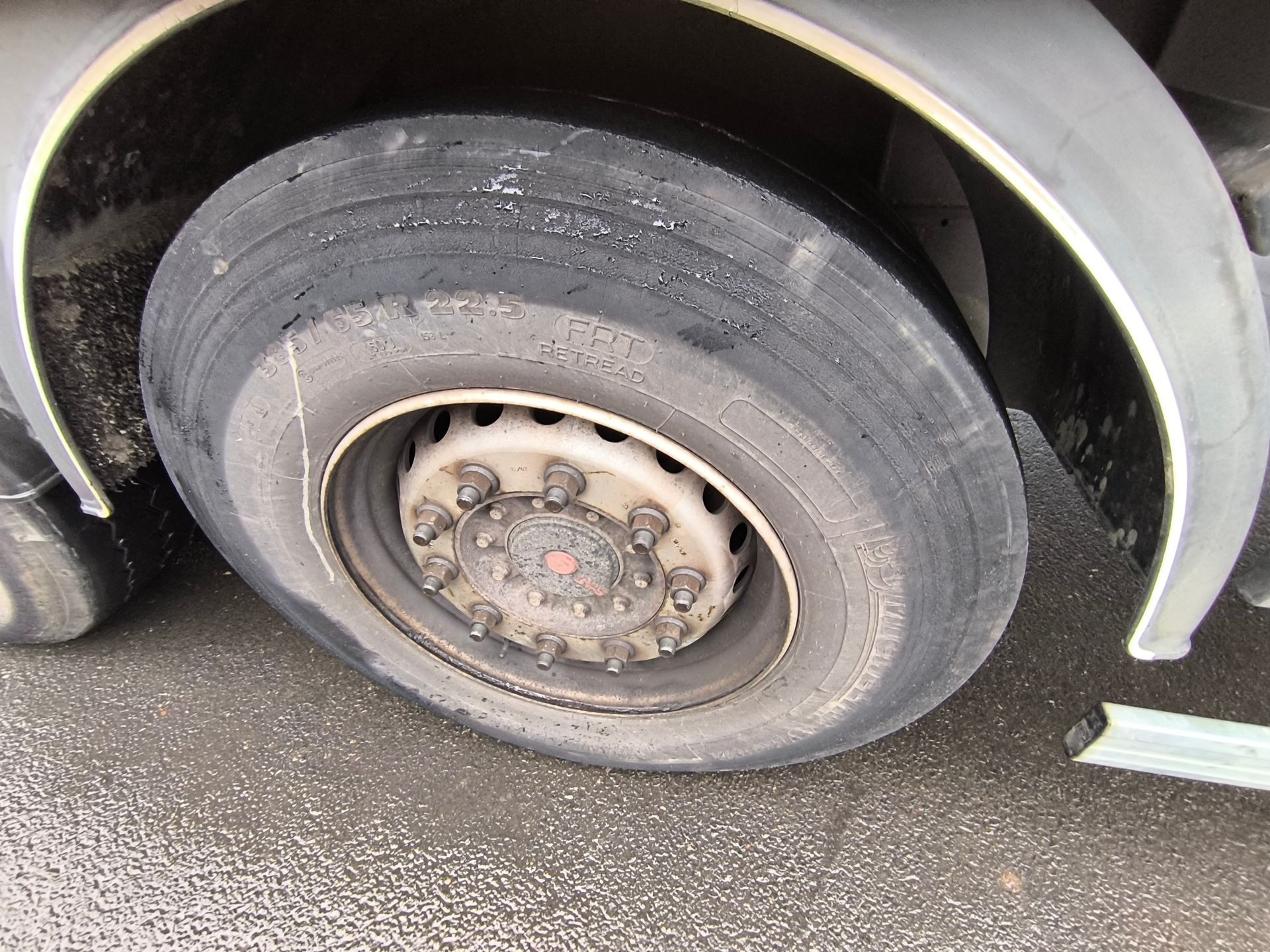 Fruehauf Expressliner Tandem + Hayon Dhollandia