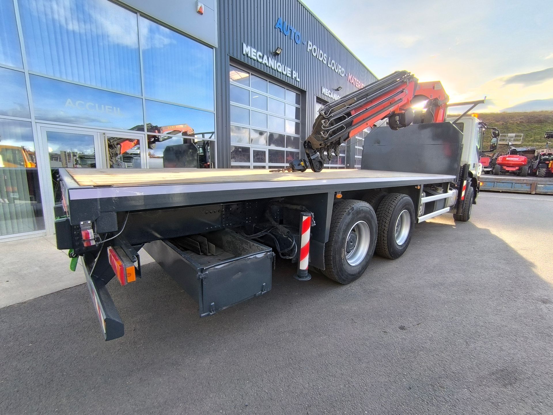 Iveco Trakker 360 Plateau Grue 8 Extensions Rotation 360°