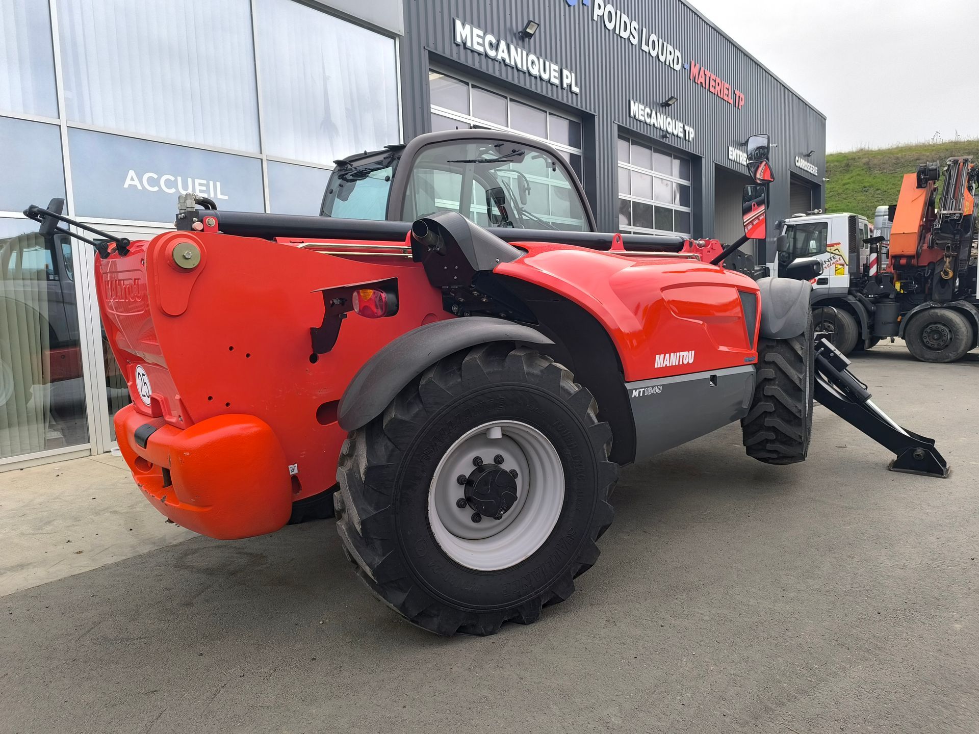 Manitou MT1840 100P ST4 S1