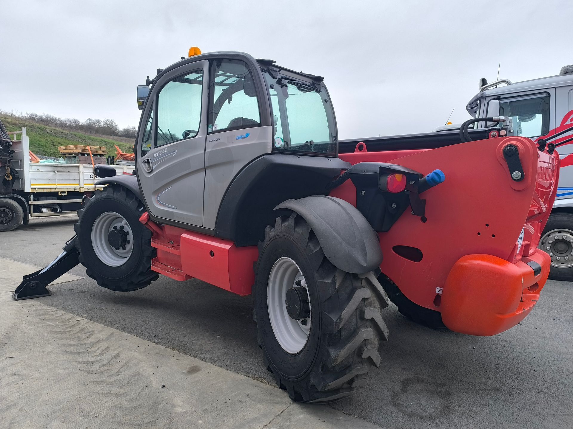 Manitou MT1840 100P ST4 S1