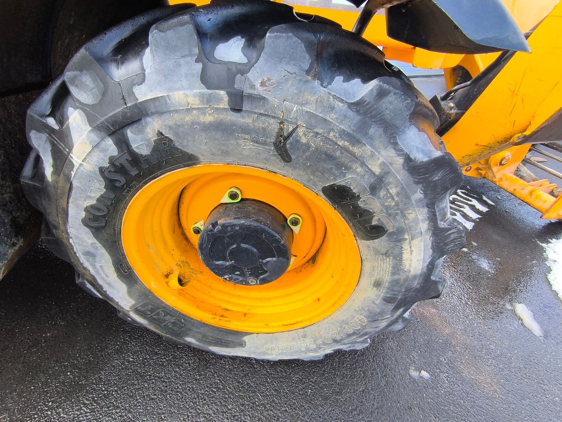 JCB 540-140