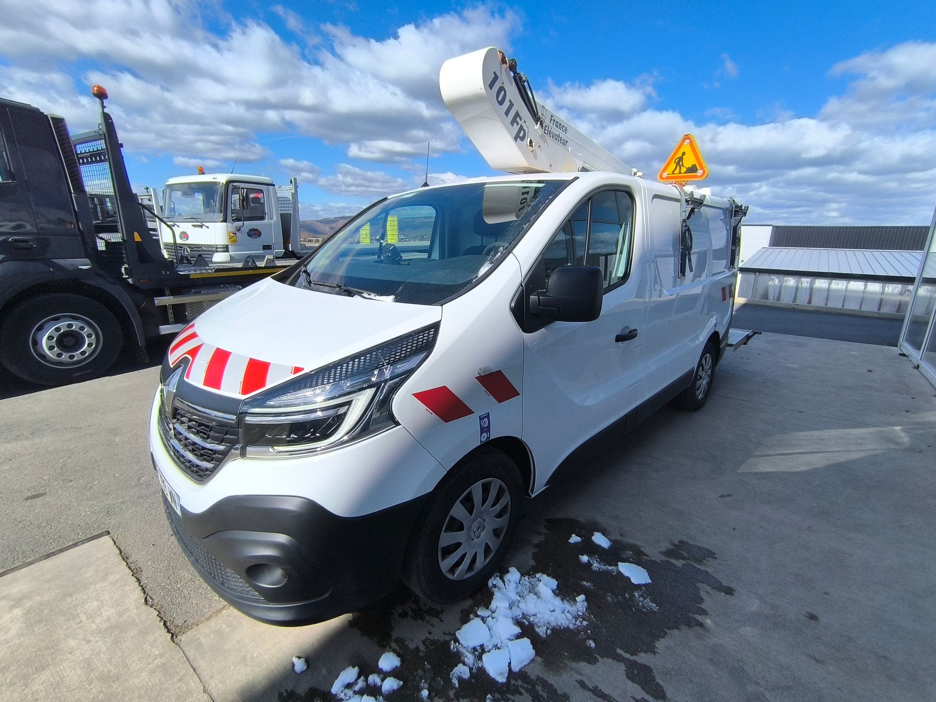 Nacelle France Elevateur sur Renault Trafic