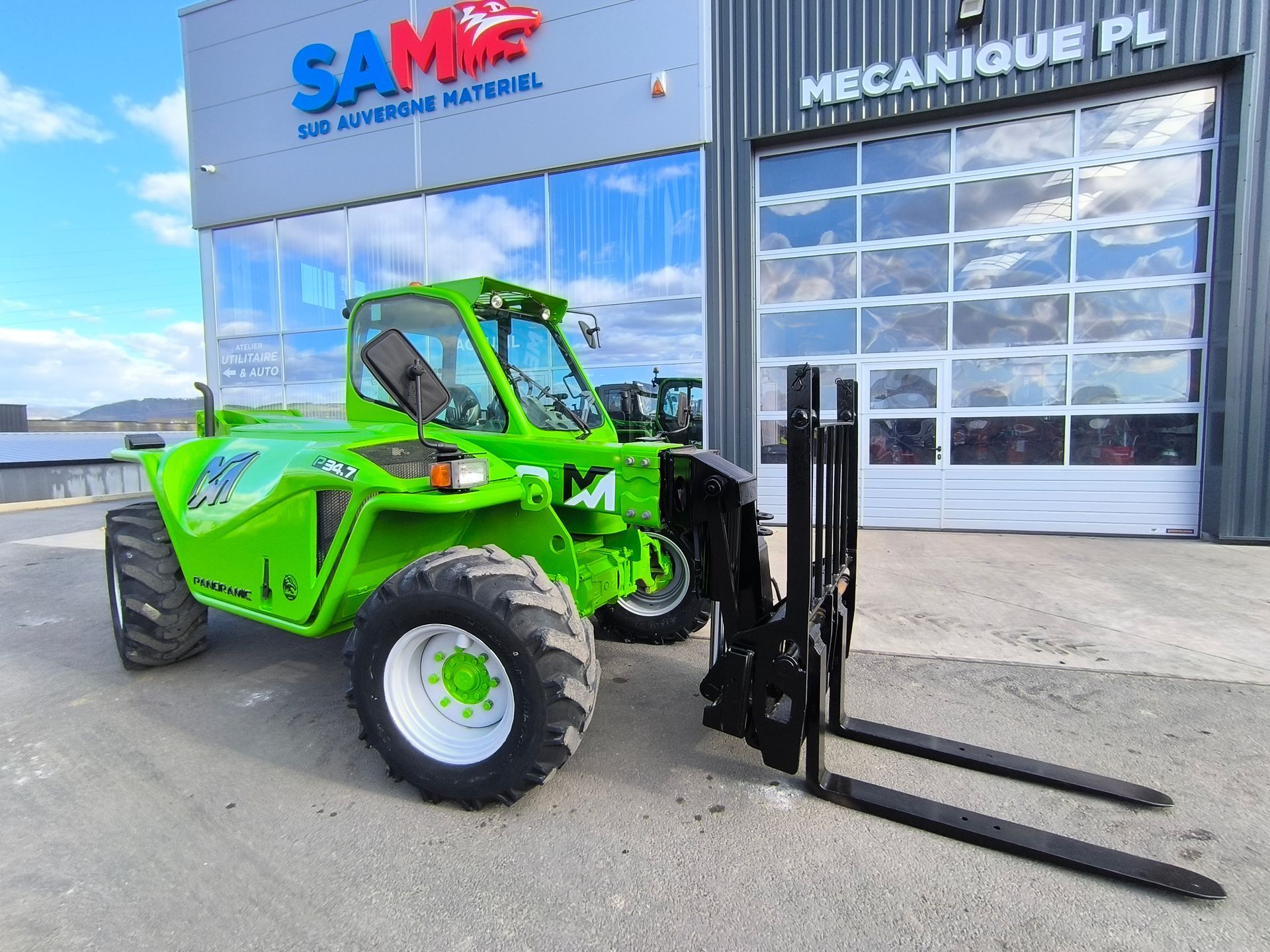 Merlo P34.7