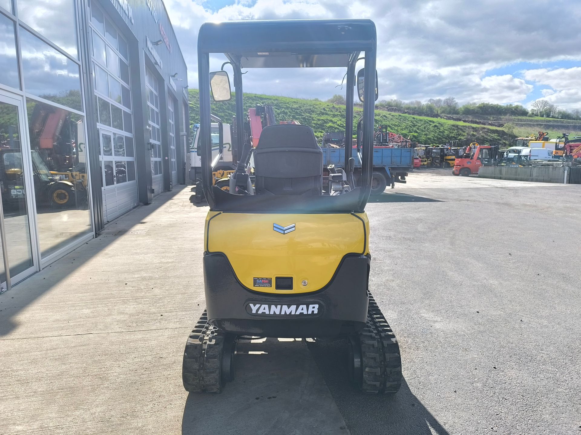 Yanmar SV18