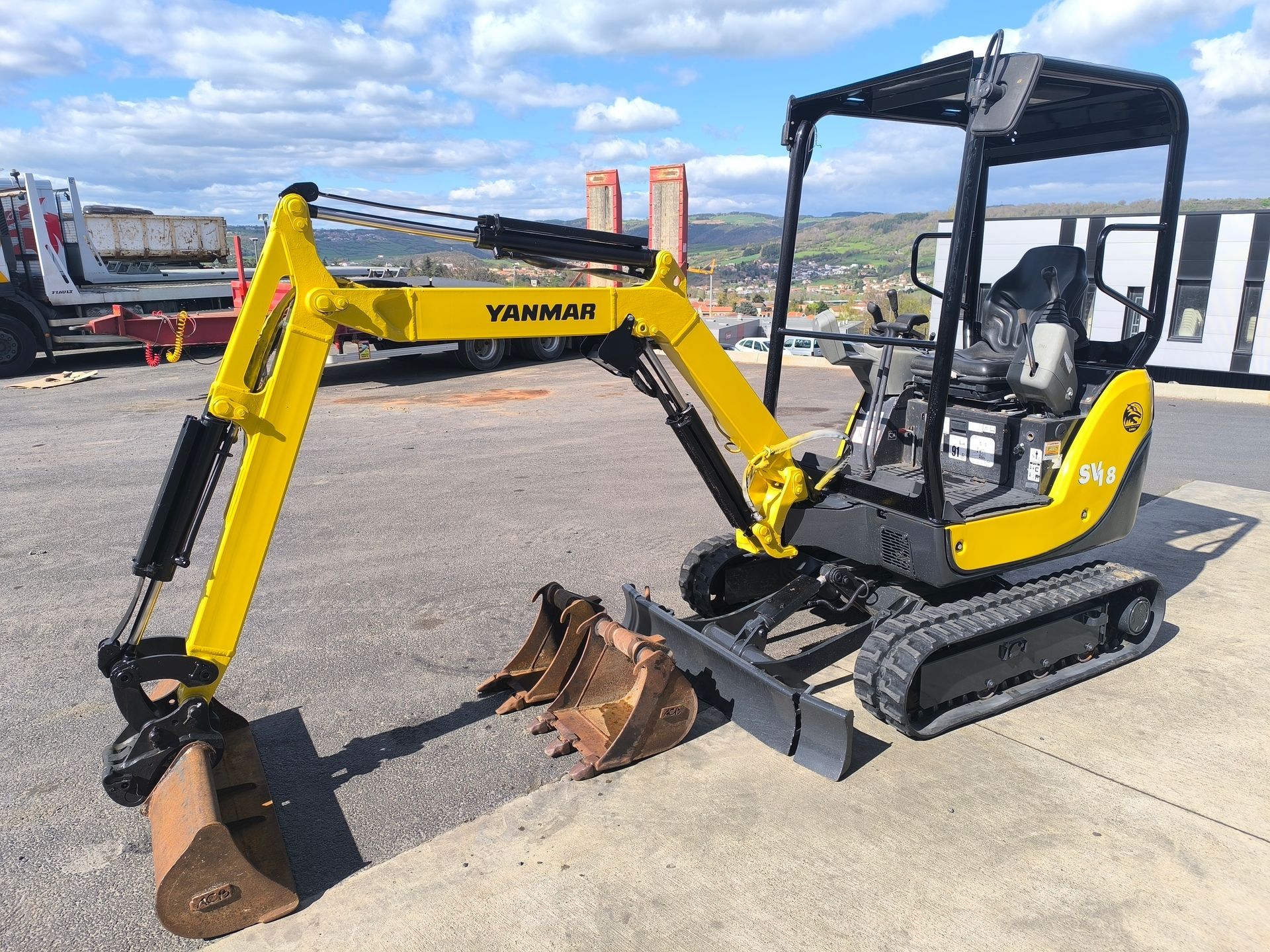 Yanmar SV18