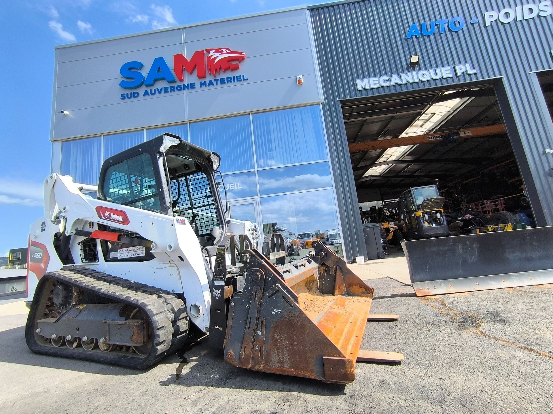Bobcat T590