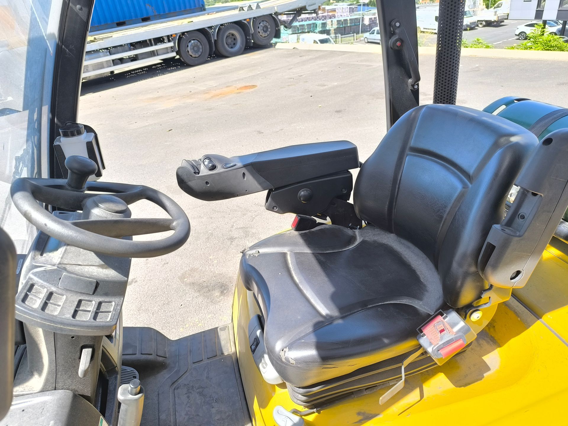 Yale GLP25VX