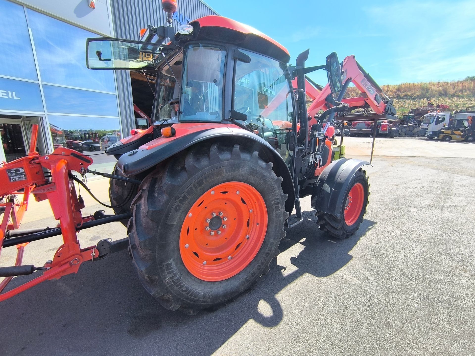 Kubota M5111 DTHQ + Chargeur MX U407