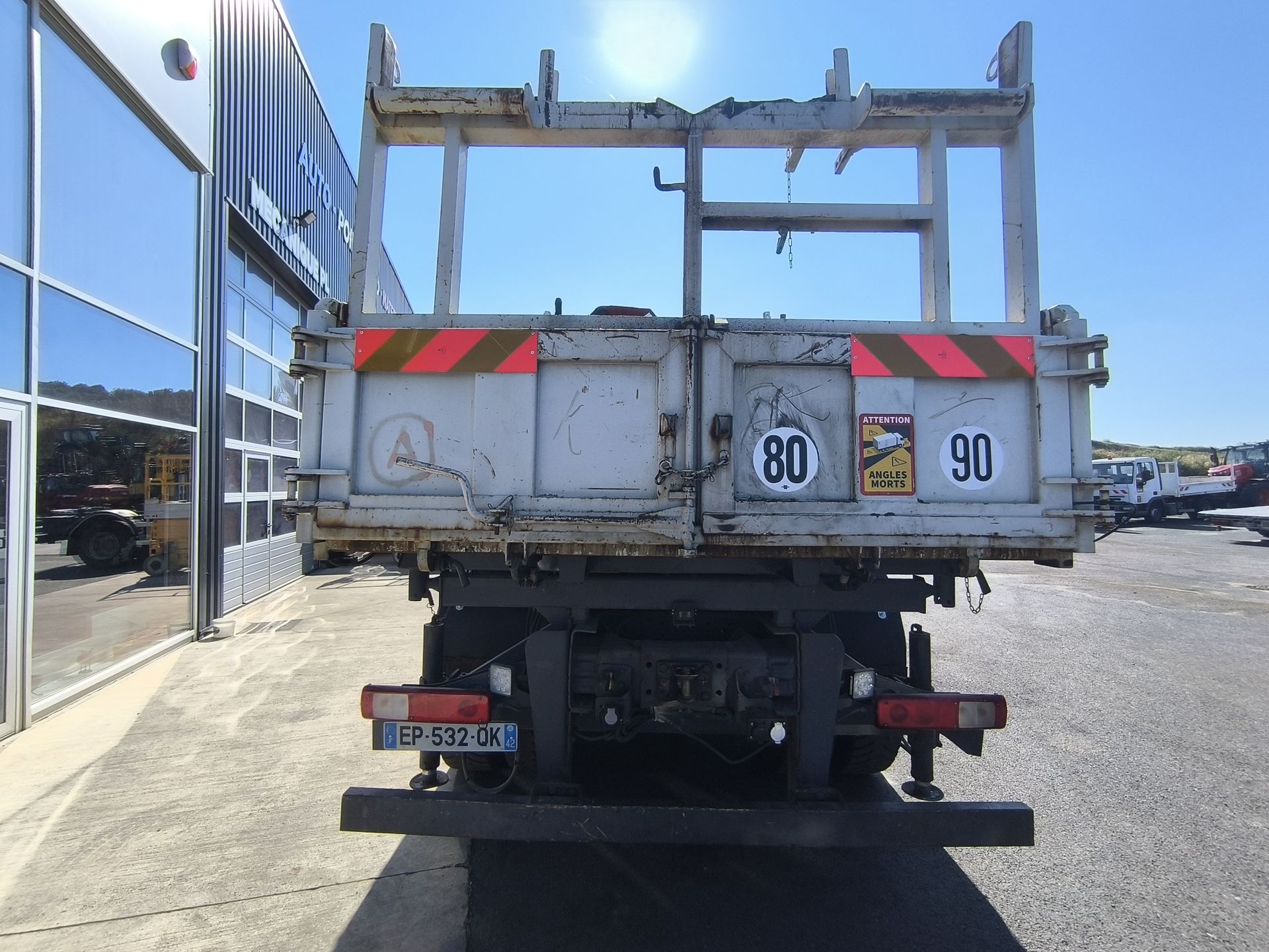 Renault Kerax 410 DXI GRUE HMF 12m