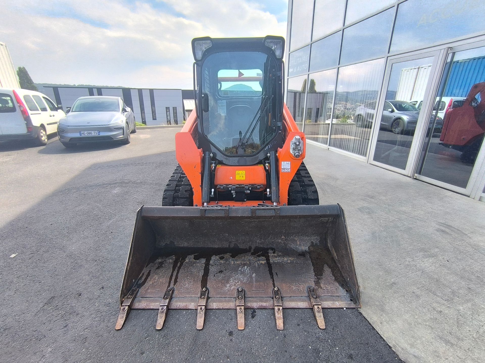 Bobcat T590
