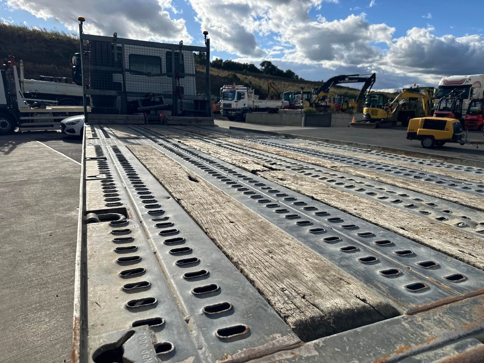 Iveco Porte-engins Stralis Hi-street