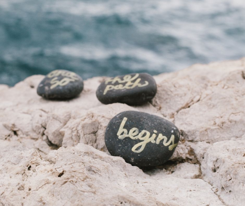 Mond- & Sonnenfinsternis 2025: Welche Energien wirken auf Hochsensible? Tipps für's Loslassen