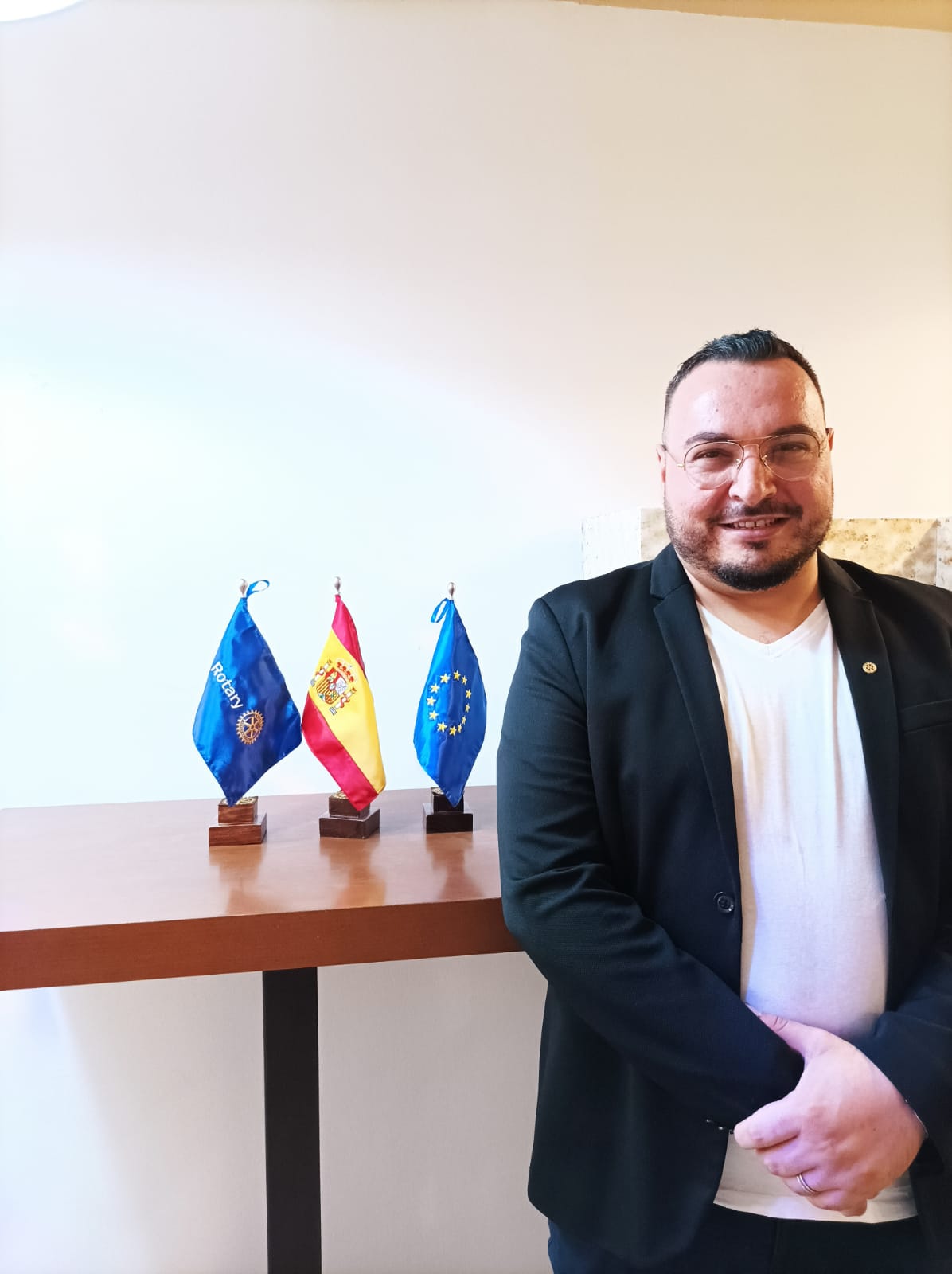 Imad Badour - Rotary Club Almería Centro. Imad Badour - Rotary Club Almería Centro.