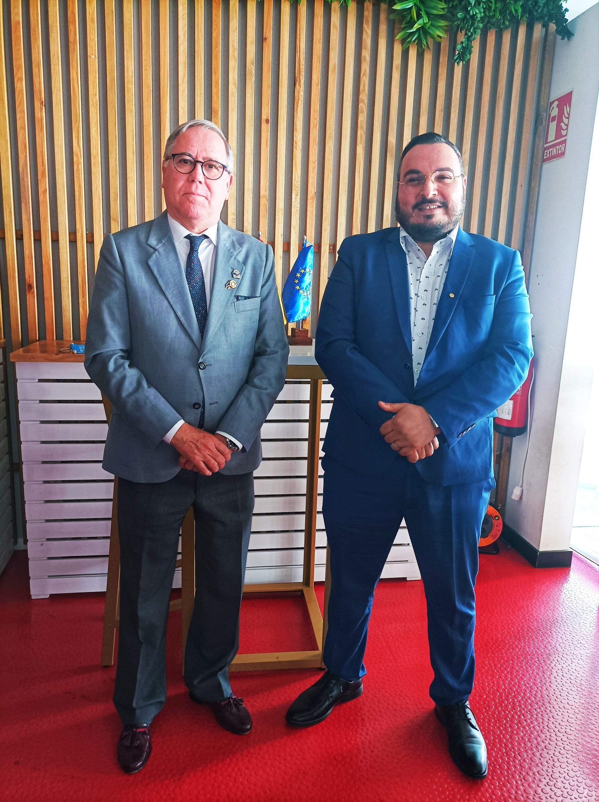 on el gobernador del distrito 2203 Javier Ygarza. Rotary Club Almería Centro https://www.rotaryalmeriacentro.org/ on el gobernador del distrito 2203 Javier Ygarza. Rotary Club Almería Centro https://www.rotaryalmeriacentro.org/