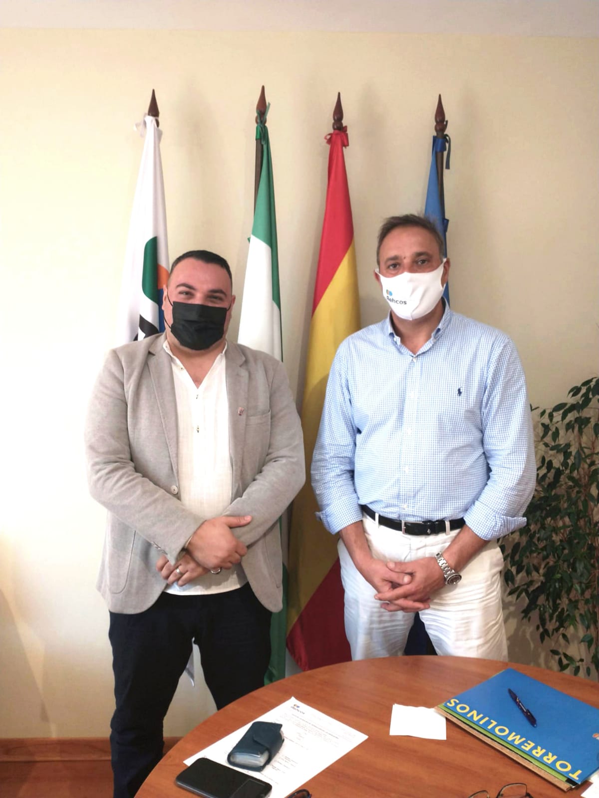 Javier Hernández Rodríguez, vicepresidente ejecutivo de AEHCOS e Imad Badour, presidente de ADCOME. Javier Hernández Rodríguez, vicepresidente ejecutivo de AEHCOS e Imad Badour, presidente de ADCOME.