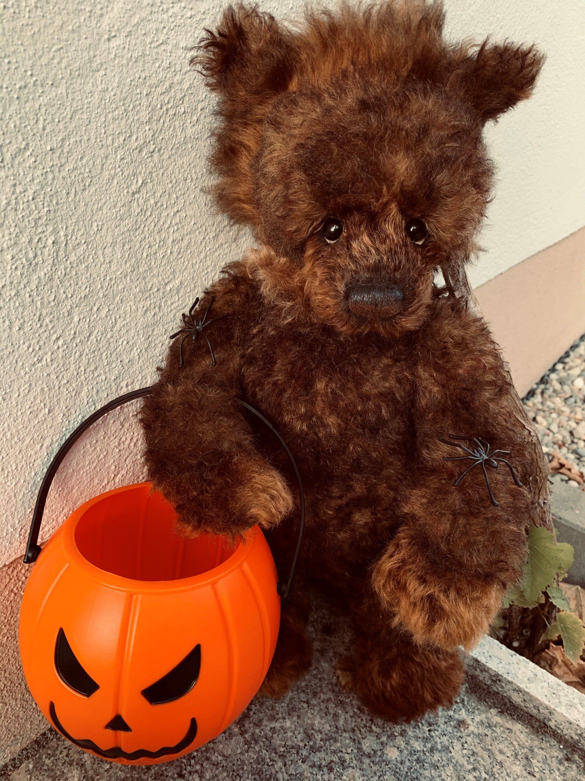 Bilder Galerie unserer liebsten TEDDYS von CHARLIE BEARS in DEUSCHLAND. Diese TEDDYBÄREN sind einfach zum Verlieben.