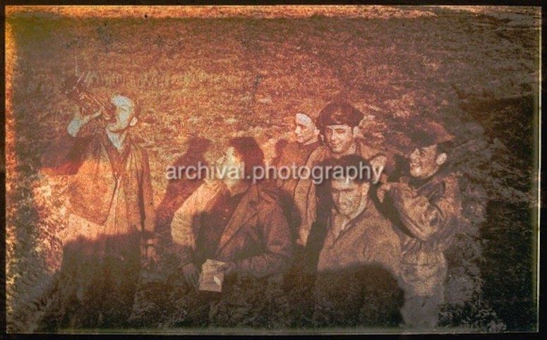 Candid WWII Photos Of GI's From All Sides - WWII RUSSIAN SOLDIERS DRINKING IN A FIELD
