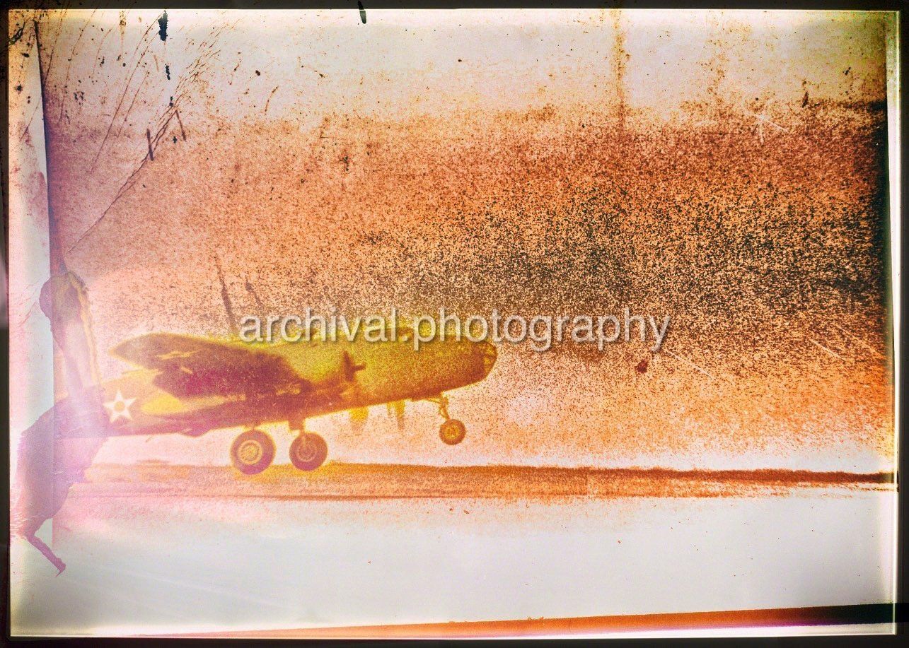 B-25 - Candid WWII Photos Of Soldiers From All Sides - GI