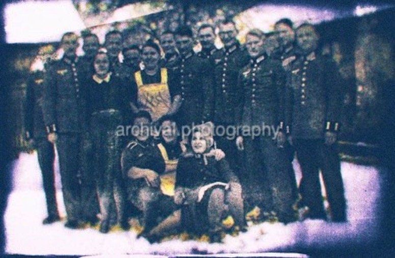 Candid WWII Photos Of GI's From All Sides - NAZI GERMAN SOLDIERS GROUP PORTRAIT